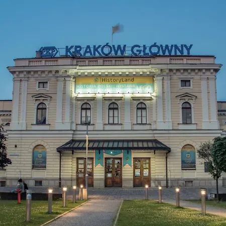 Air-conditioned In The Center, Old Town